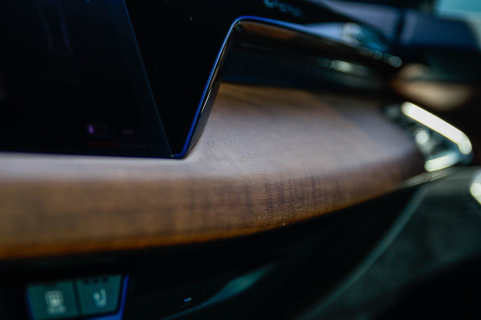 Used 2024 Audi e-tron GT Premium Plus image 27