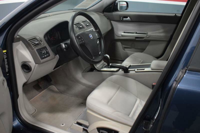 Used 2010 Volvo S40 2.4i image 14