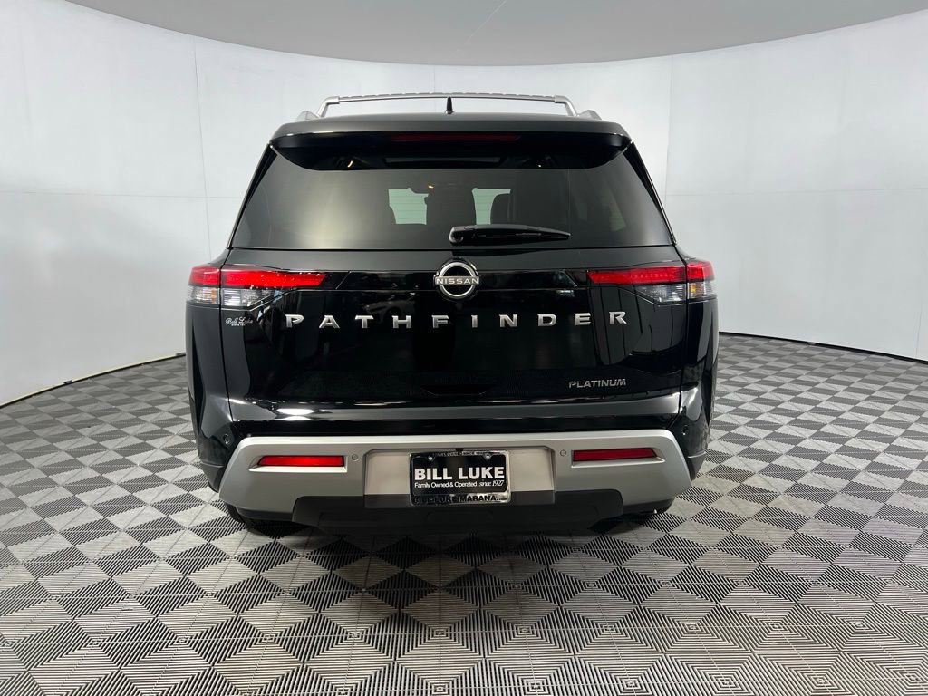 Used 2024 Nissan Pathfinder Platinum image 7