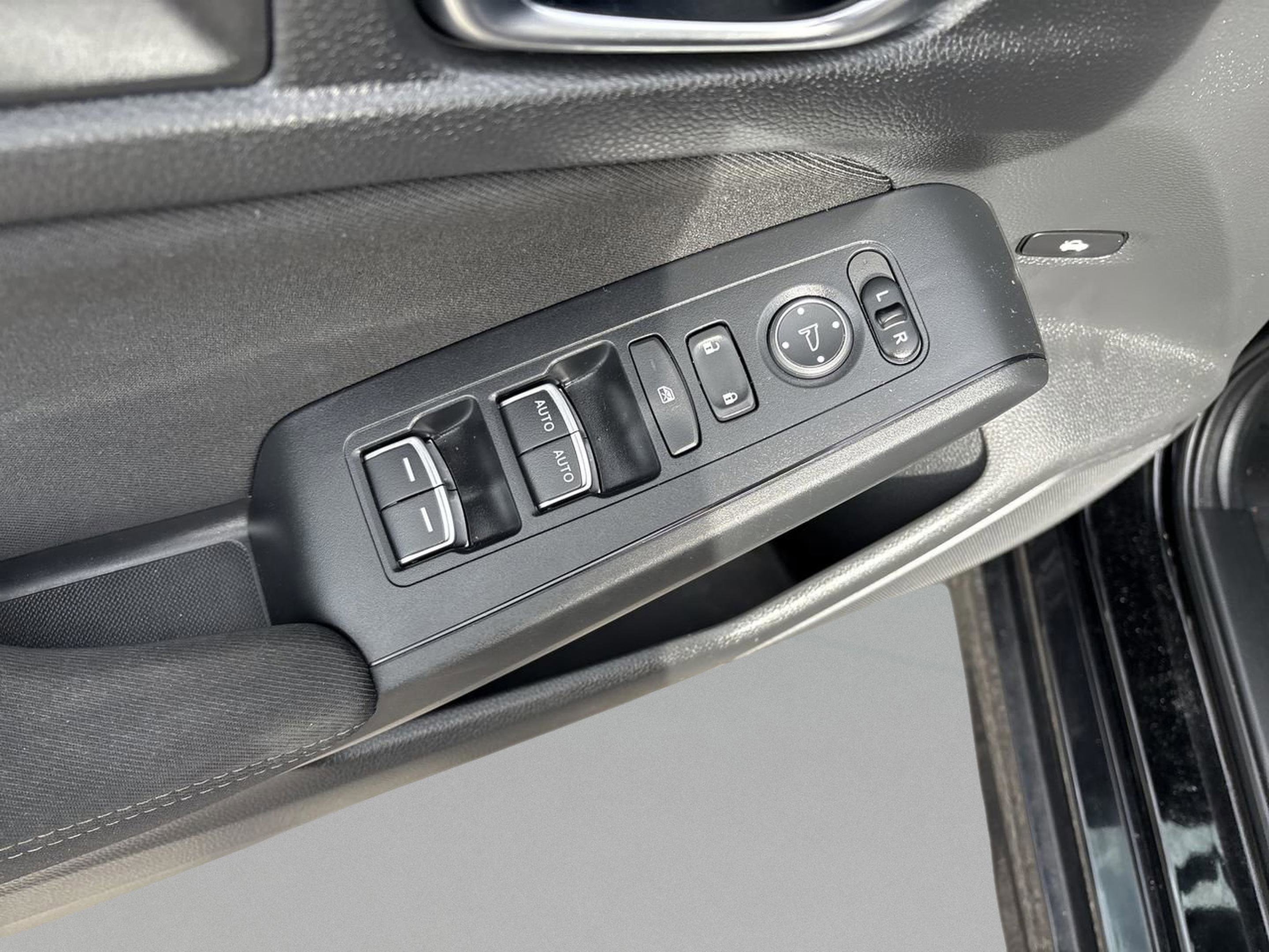 Used 2022 Honda Civic Sport image 17