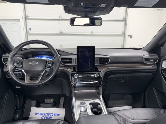 Used 2023 Ford Explorer Platinum w/ Technology Package image 9