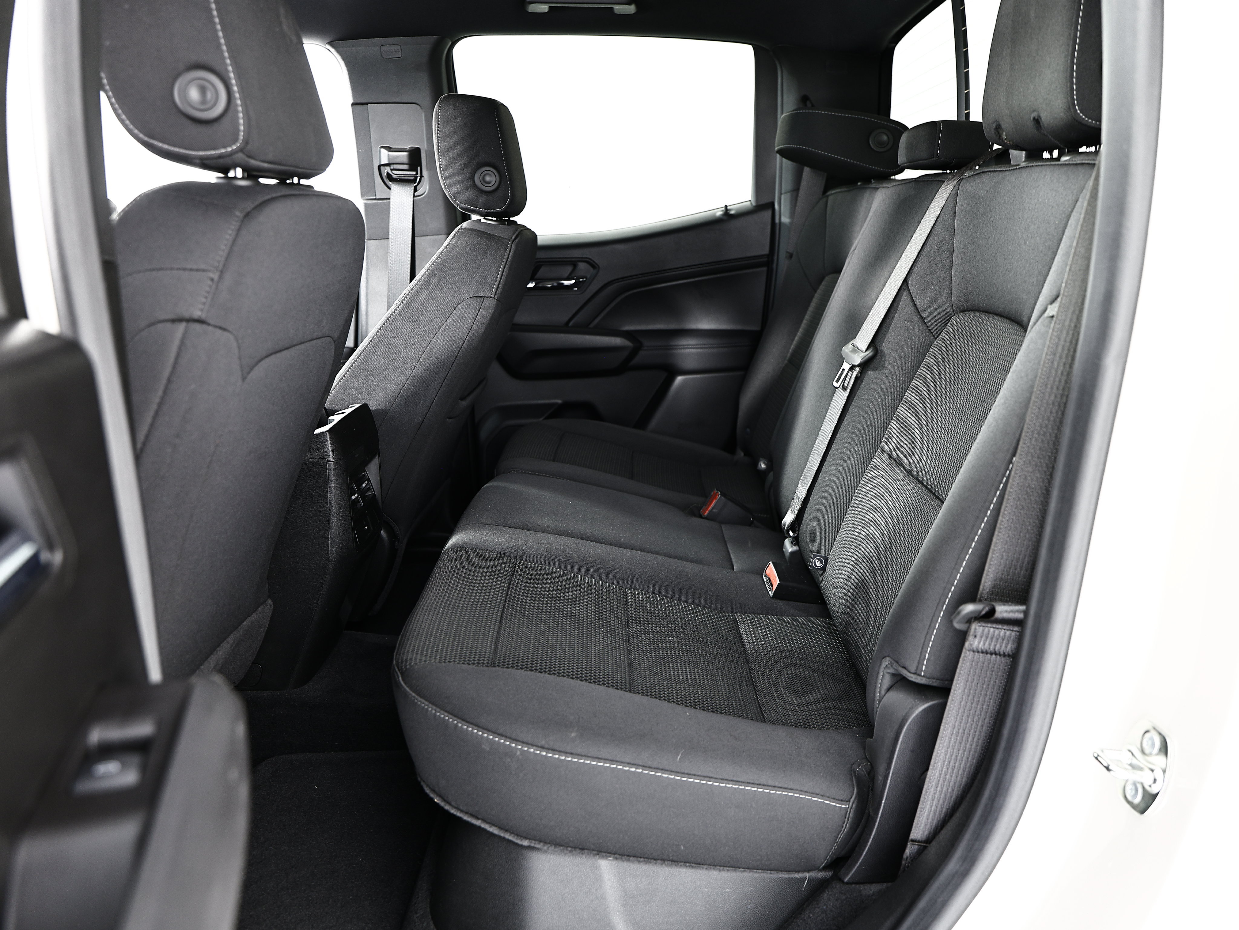 Used 2026 GMC Canyon Elevation RWD image 25