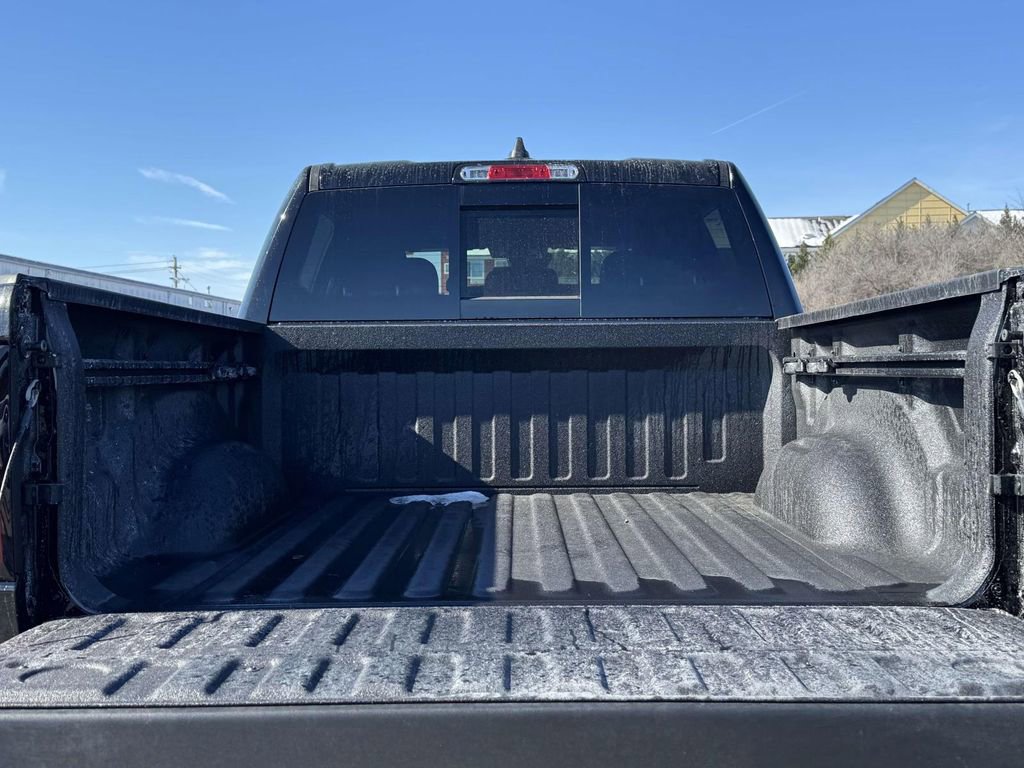 New 2026 RAM 1500 4x4 Crew Cab image 30