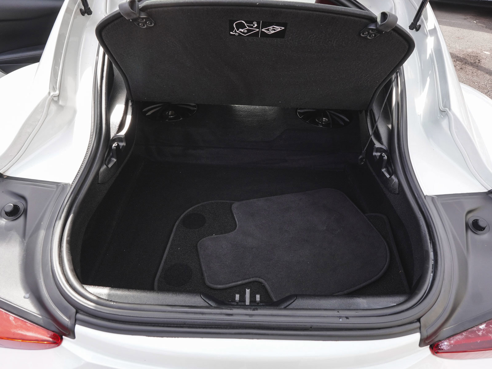 Used 2023 Toyota Supra Premium image 31