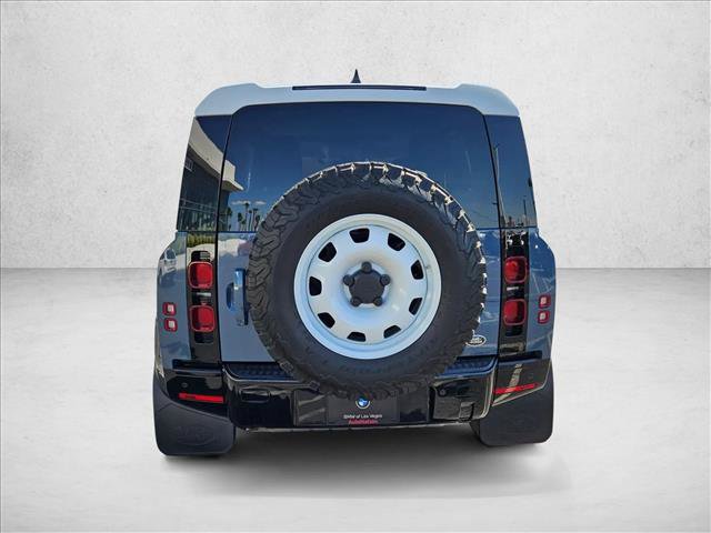Used 2021 Land Rover Defender 90 AWD/4WD image 7