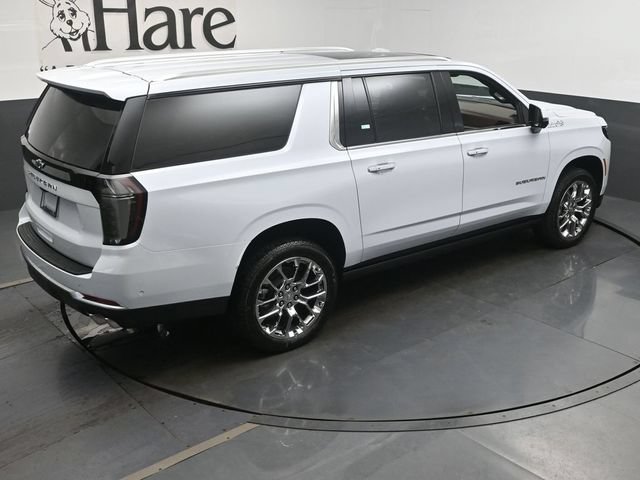 New 2026 Chevrolet Suburban High Country AWD/4WD image 19