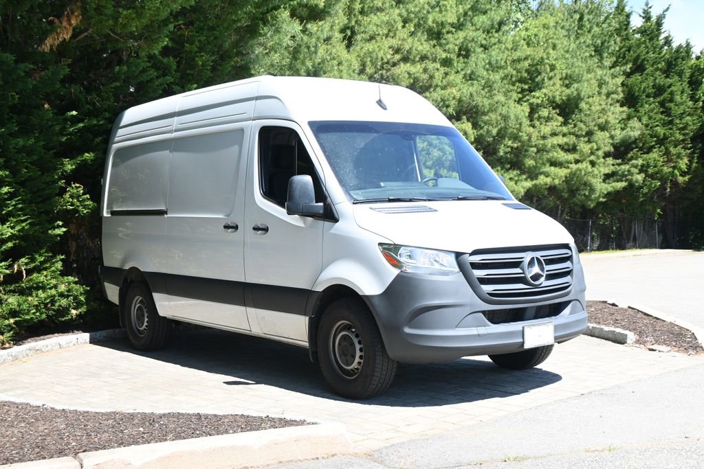 Used 2024 Mercedes-Benz Sprinter 2500 image 9