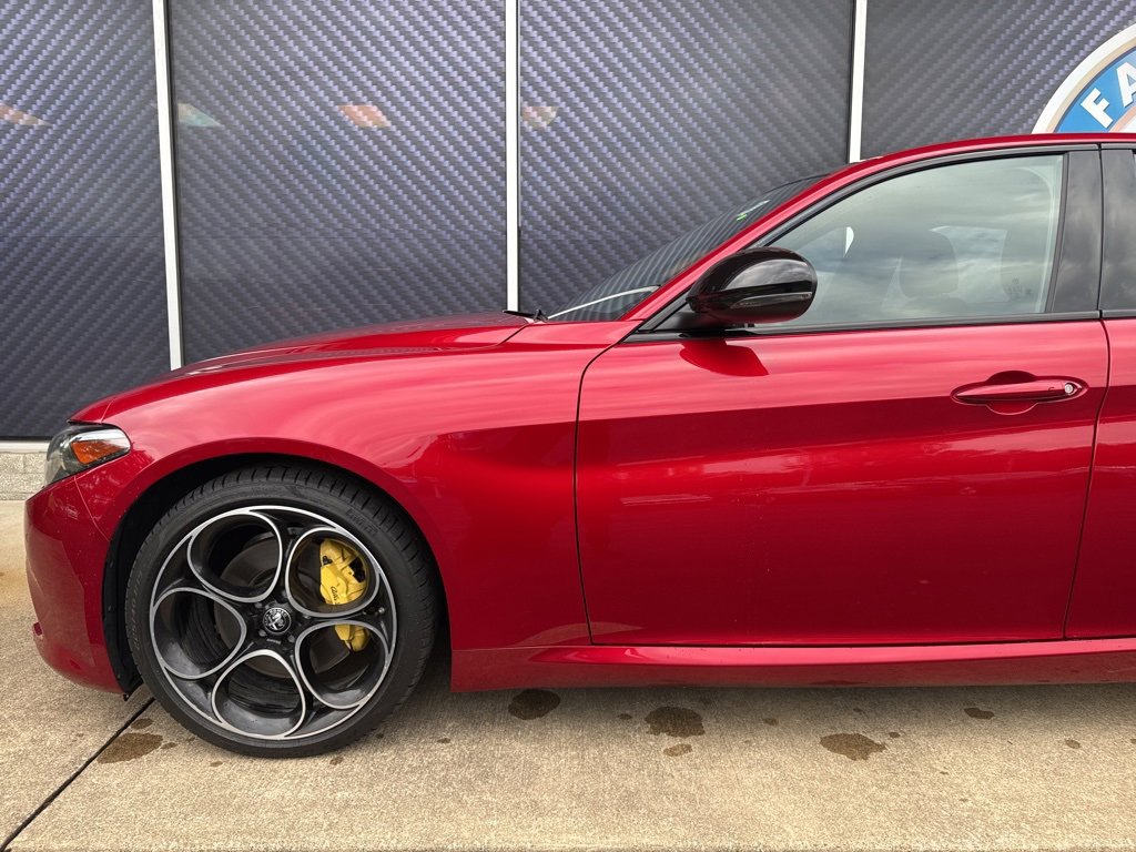 Used 2022 Alfa Romeo Giulia Veloce image 14