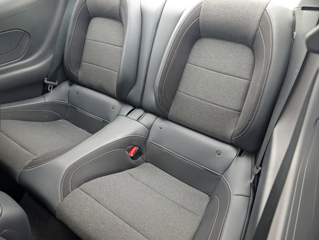 Used 2024 Ford Mustang EcoBoost image 9