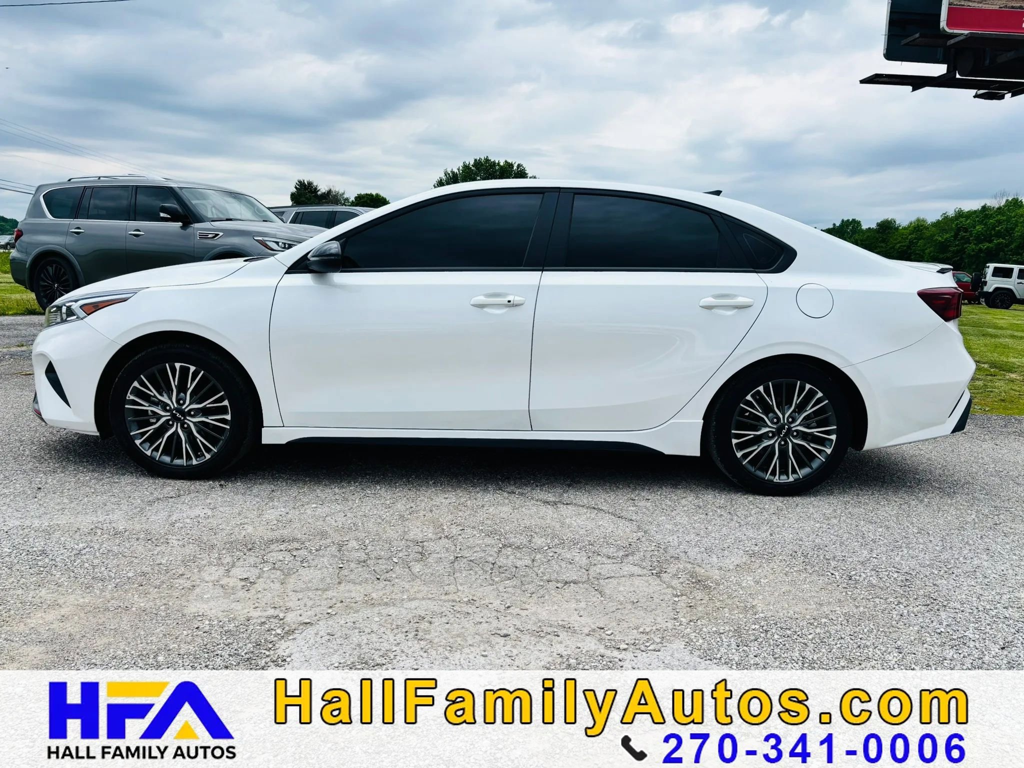 Used 2024 Kia Forte GT-Line w/ GT-Line Premium Package FWD image 2