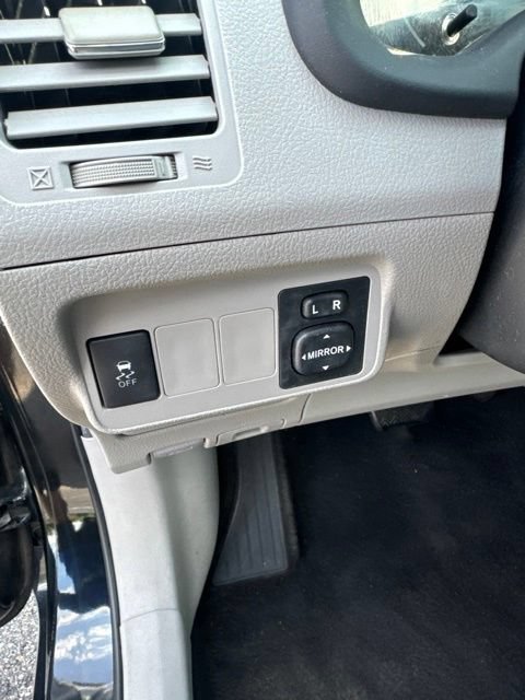Used 2011 Toyota Corolla LE FWD image 16
