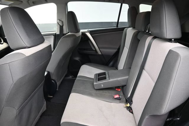 Used 2014 Toyota RAV4 LE AWD/4WD image 14