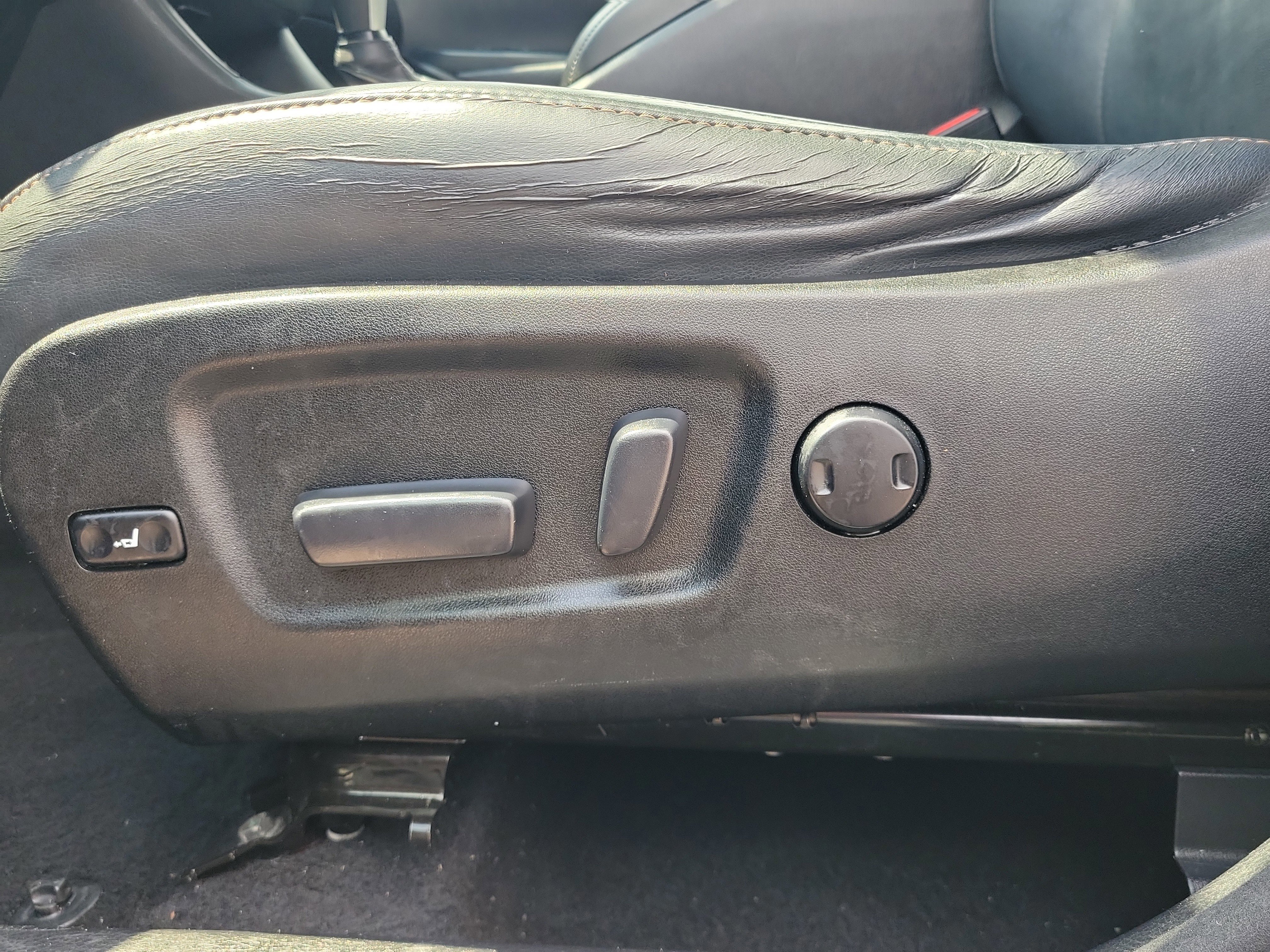 Used 2016 Toyota Highlander XLE image 23