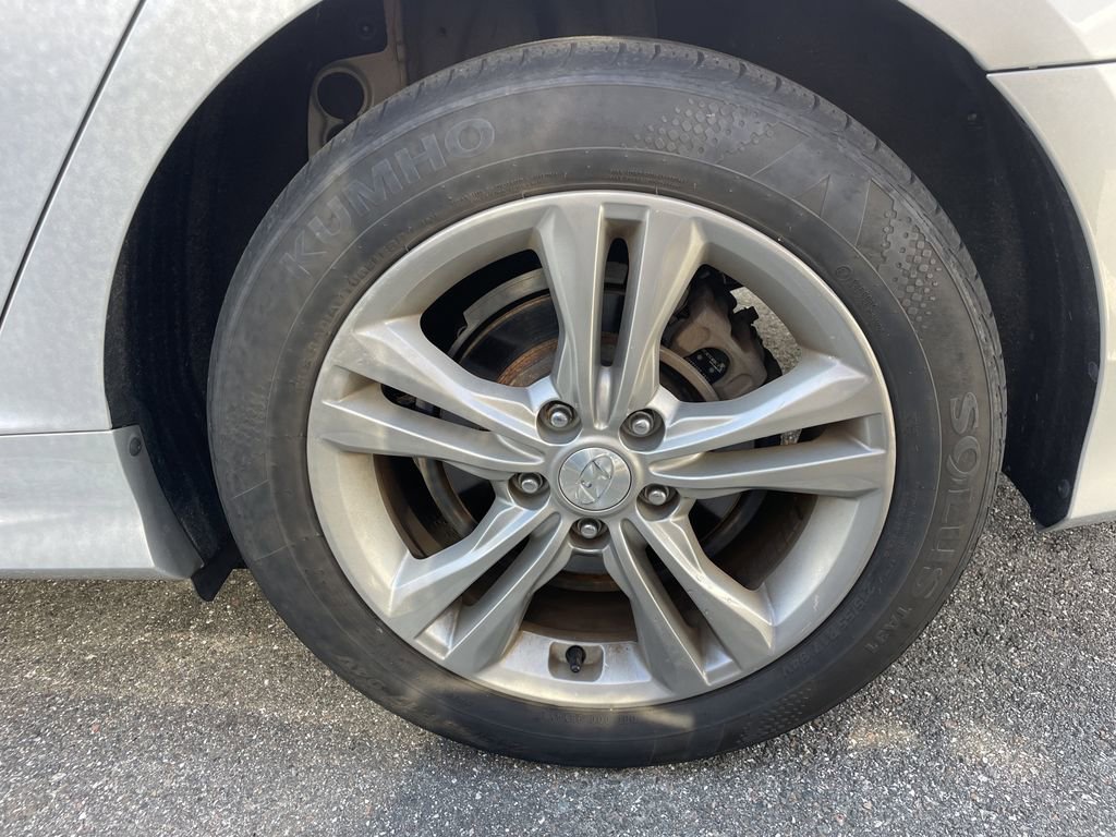 Used 2018 Hyundai Sonata SEL w/ Tech Package 04 image 11