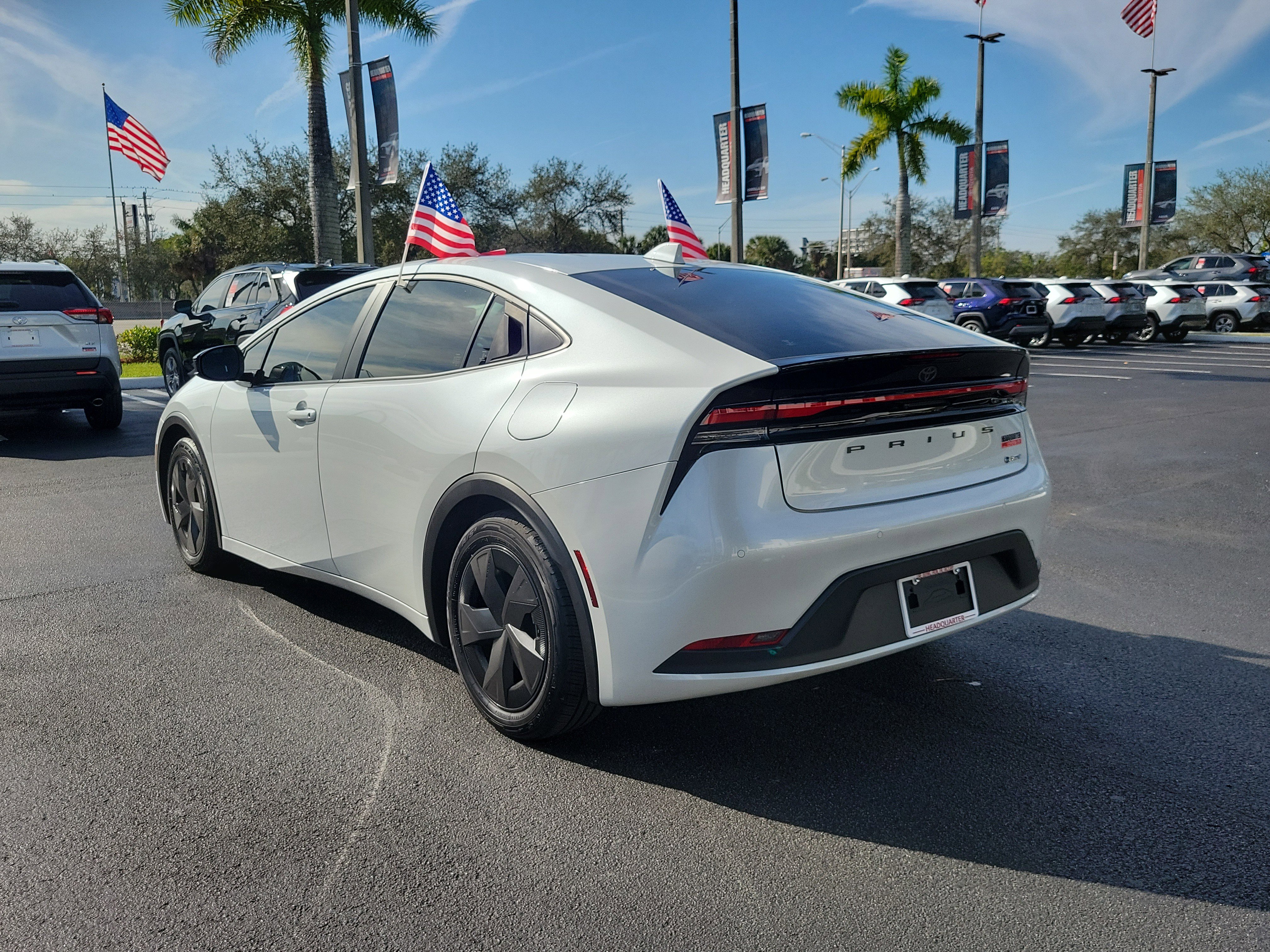 Used 2024 Toyota Prius LE image 8