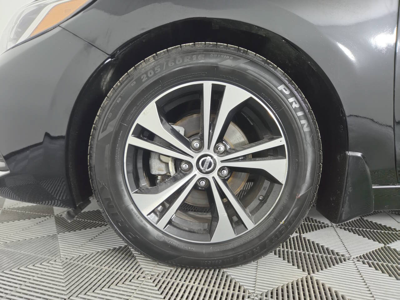 Used 2022 Nissan Sentra SV w/ Trunk Package FWD image 12