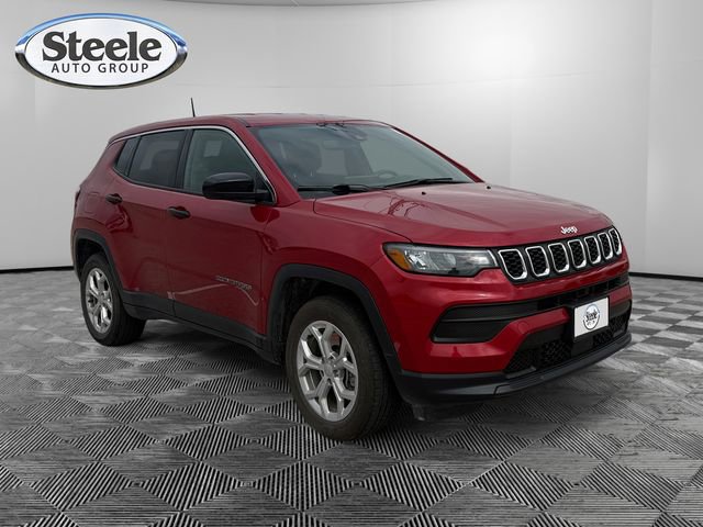 Used 2024 Jeep Compass Sport image 7