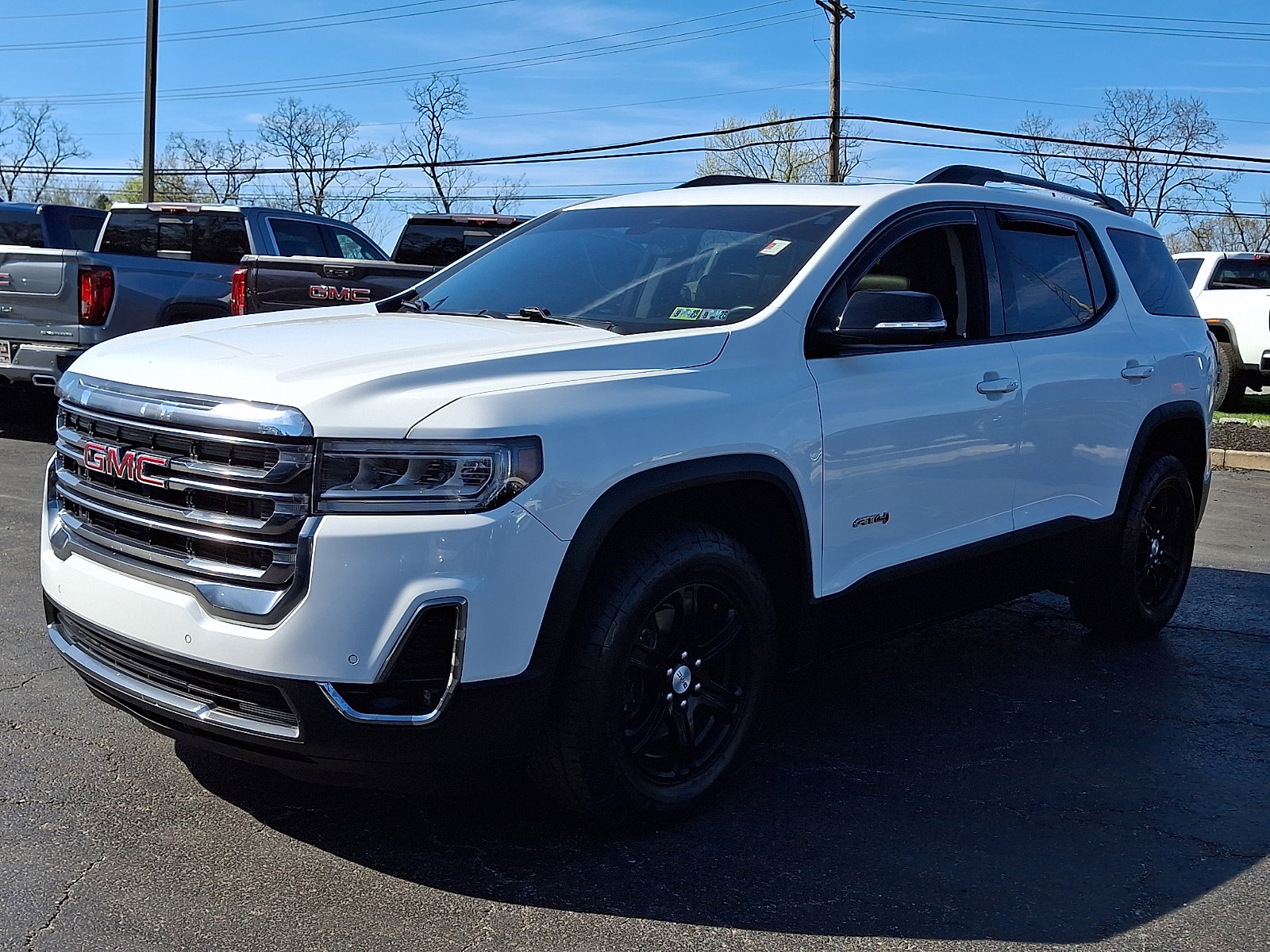 Used 2021 GMC Acadia AT4 w/ Trailering Package AWD/4WD image 3