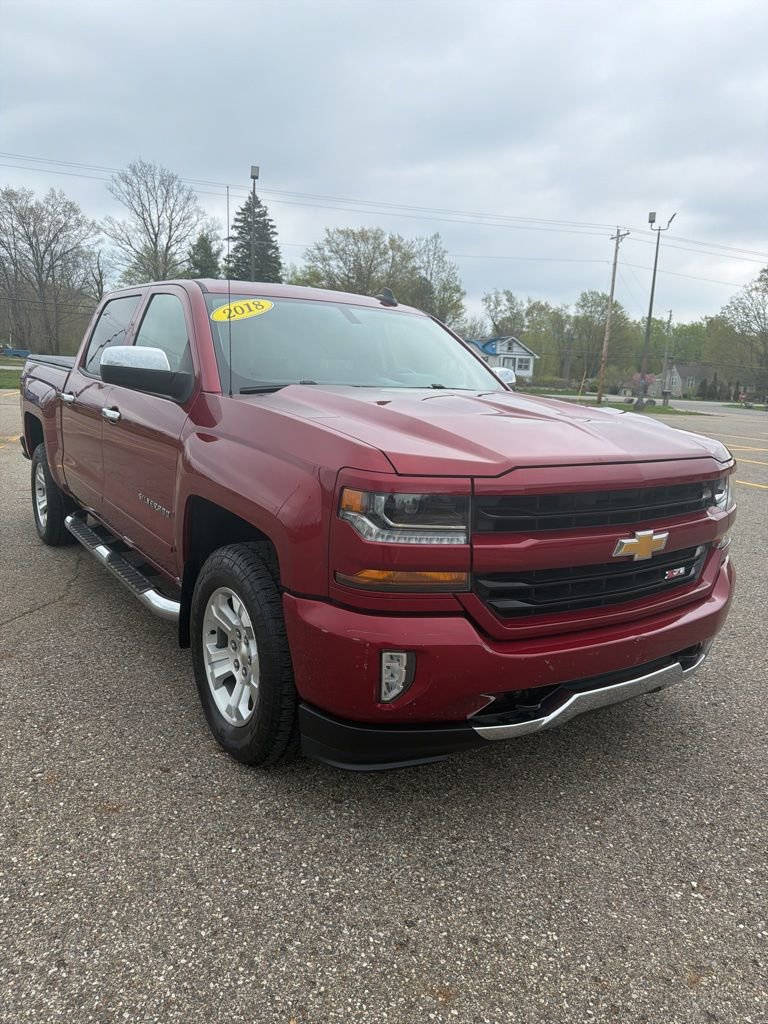 Used 2018 Chevrolet Silverado 1500 LT w/ All Star Edition AWD/4WD image 3