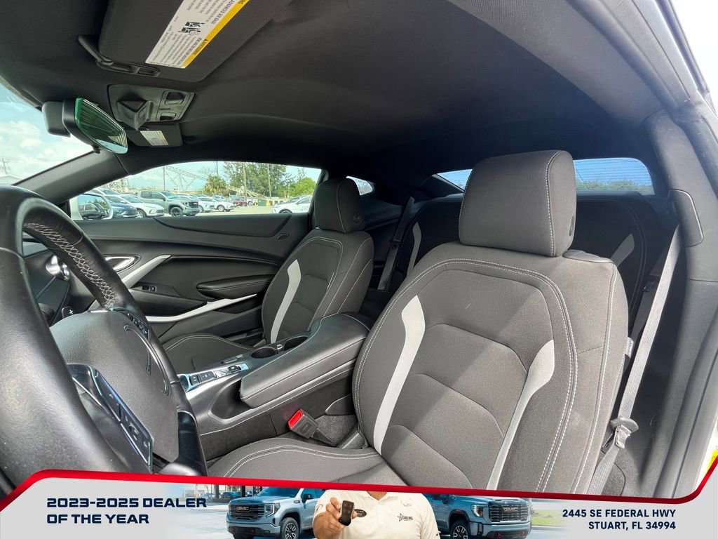Used 2024 Chevrolet Camaro LT image 10