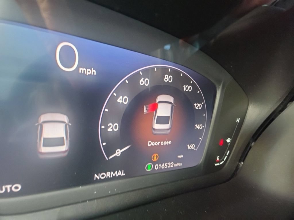 Used 2025 Honda Accord Sport image 16