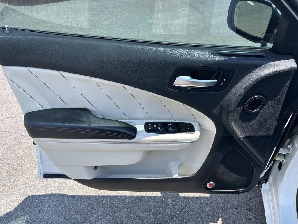 Used 2018 Dodge Charger SXT Plus w/ Quick Order Package 29J RWD image 29
