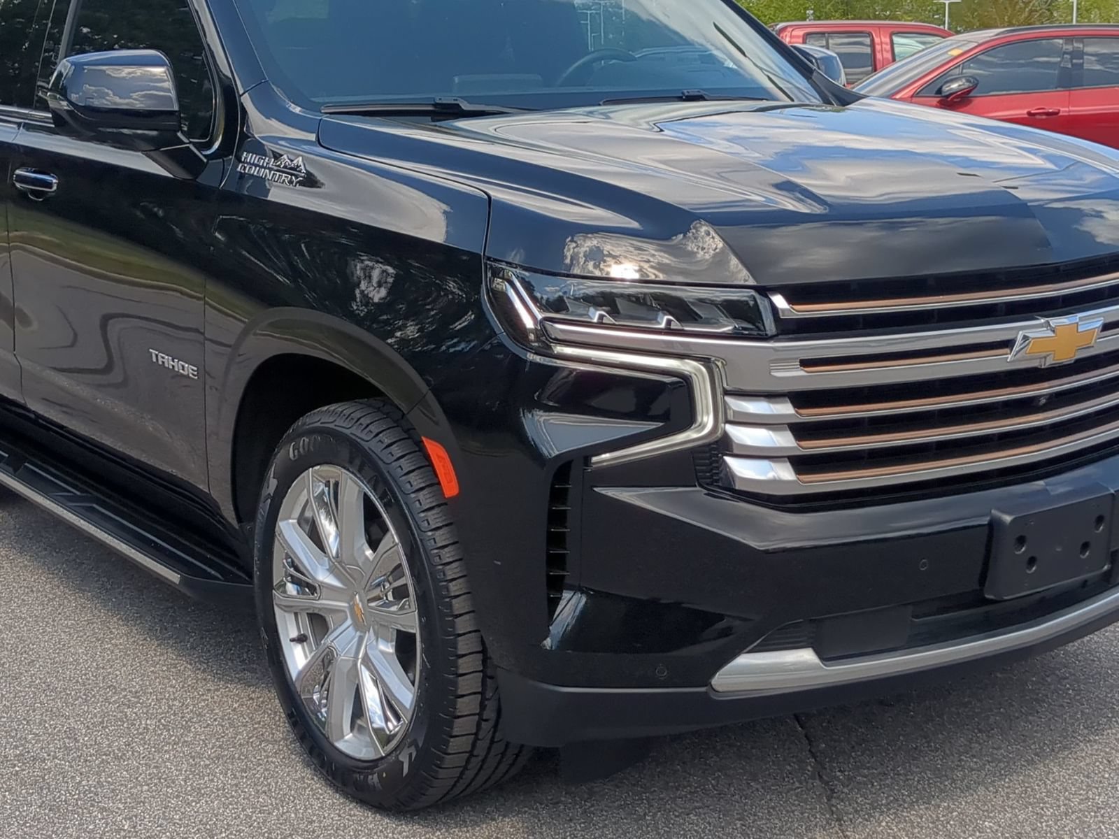 Used 2023 Chevrolet Tahoe High Country AWD/4WD image 10