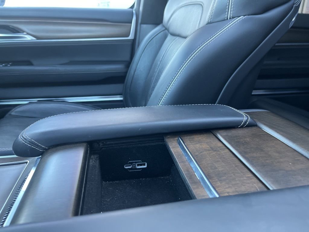 Used 2022 Jeep Grand Wagoneer Series II w/ Convenience Group III image 24