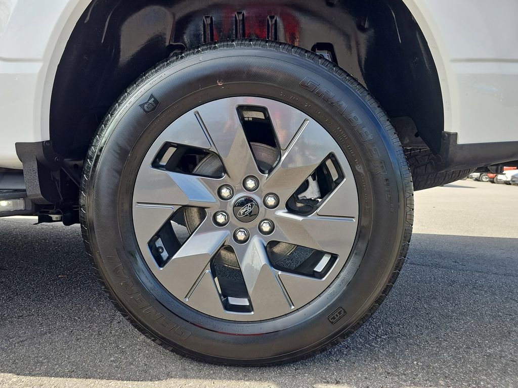 Used 2022 Ford F150 Lightning Lariat AWD/4WD image 36