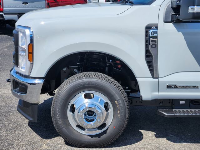 New 2026 Ford F350 XL AWD/4WD image 9