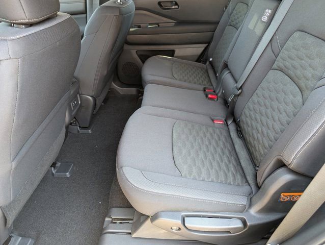 New 2026 Nissan Pathfinder SV image 18