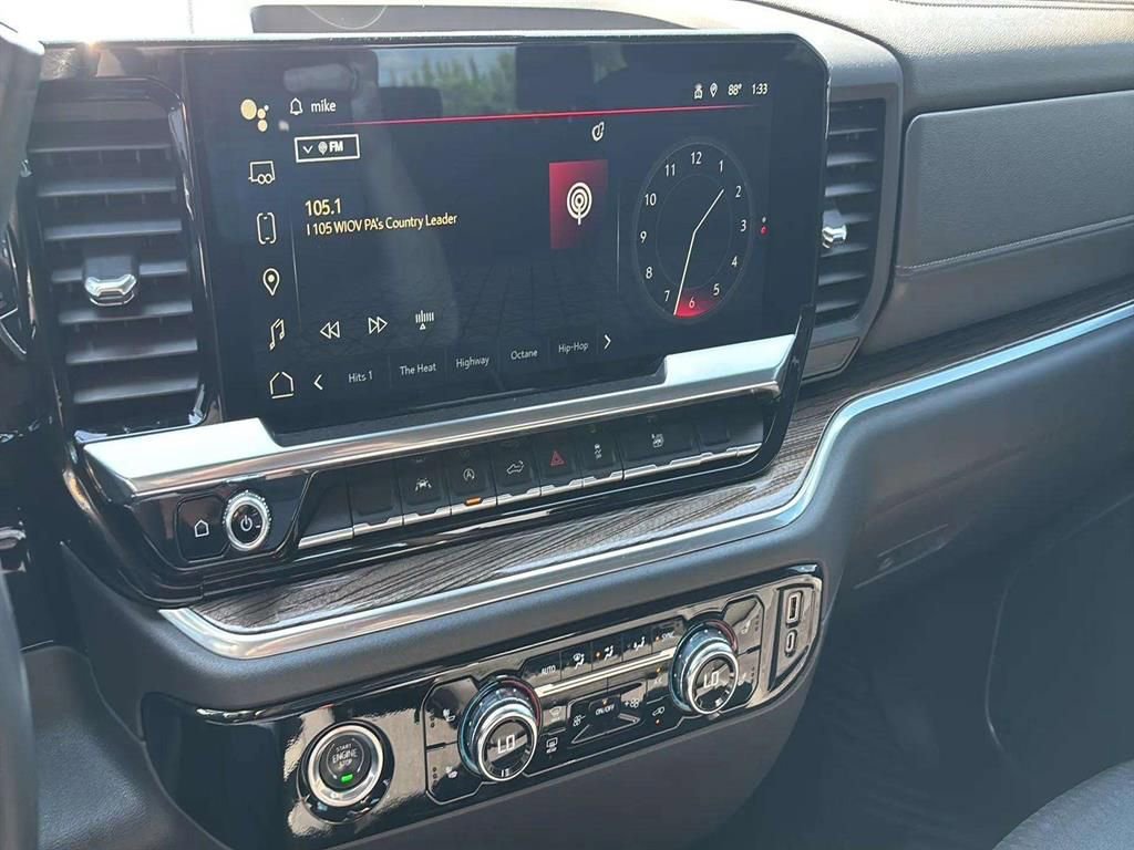 Used 2022 GMC Sierra 1500 Elevation image 18