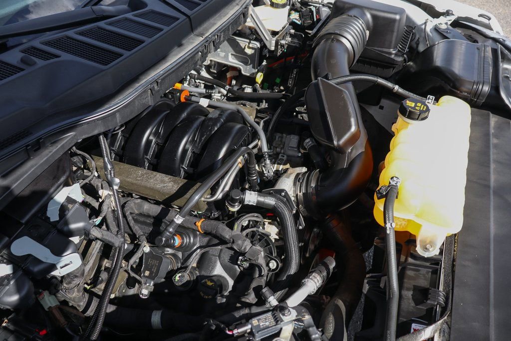 Used 2021 Ford F150 XLT image 11