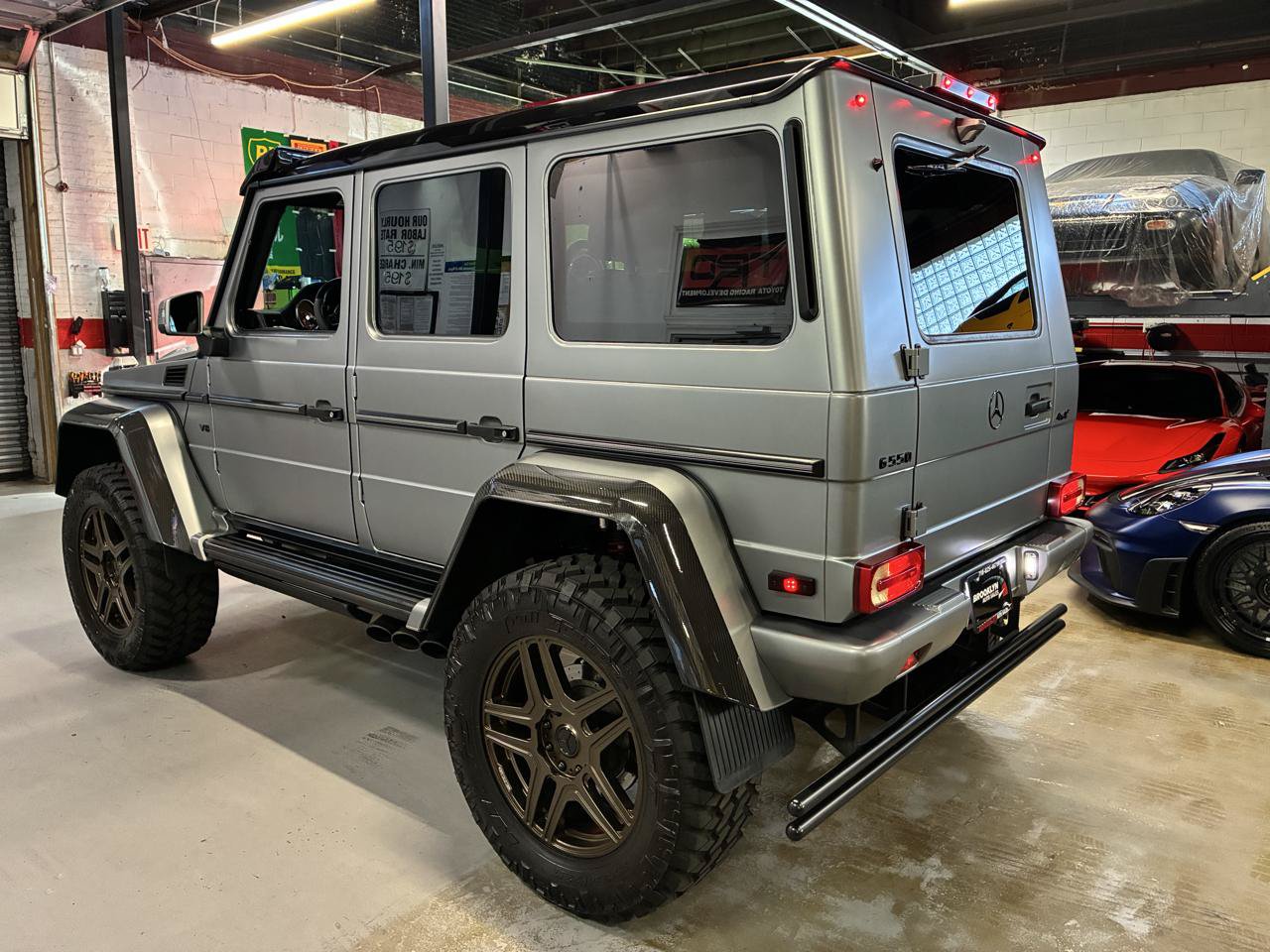 Used 2018 Mercedes-Benz G 550 Squared image 15