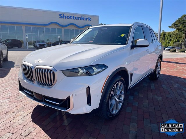 Used 2024 BMW X5 sDrive40i w/ Parking Assistance Package video 1
