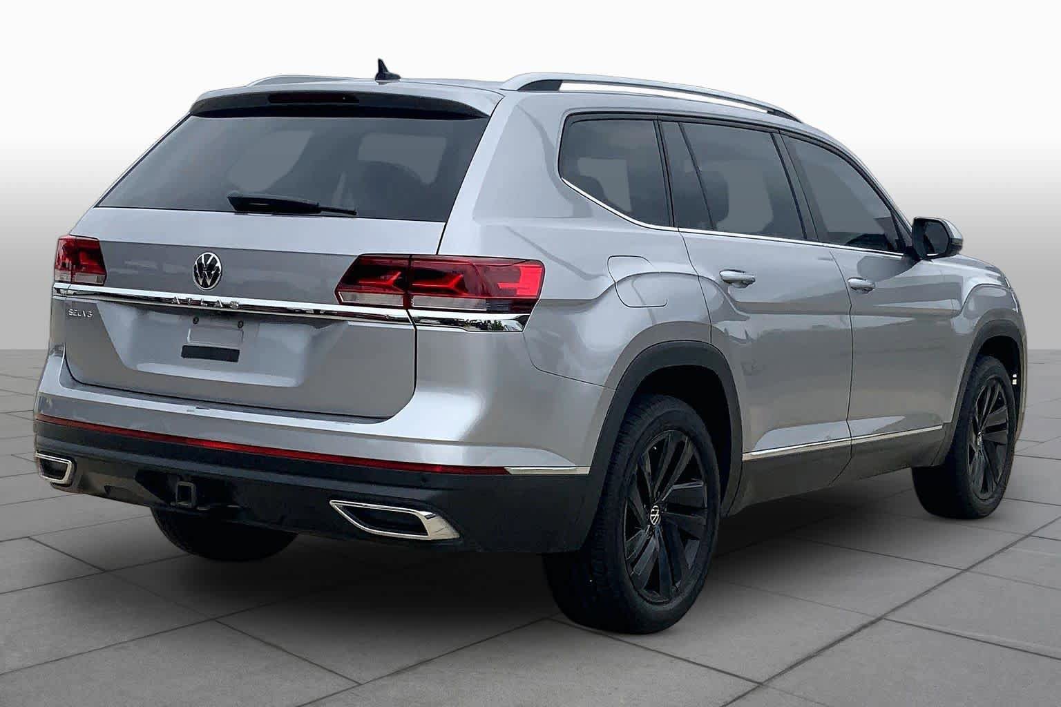 Used 2021 Volkswagen Atlas SEL FWD image 13