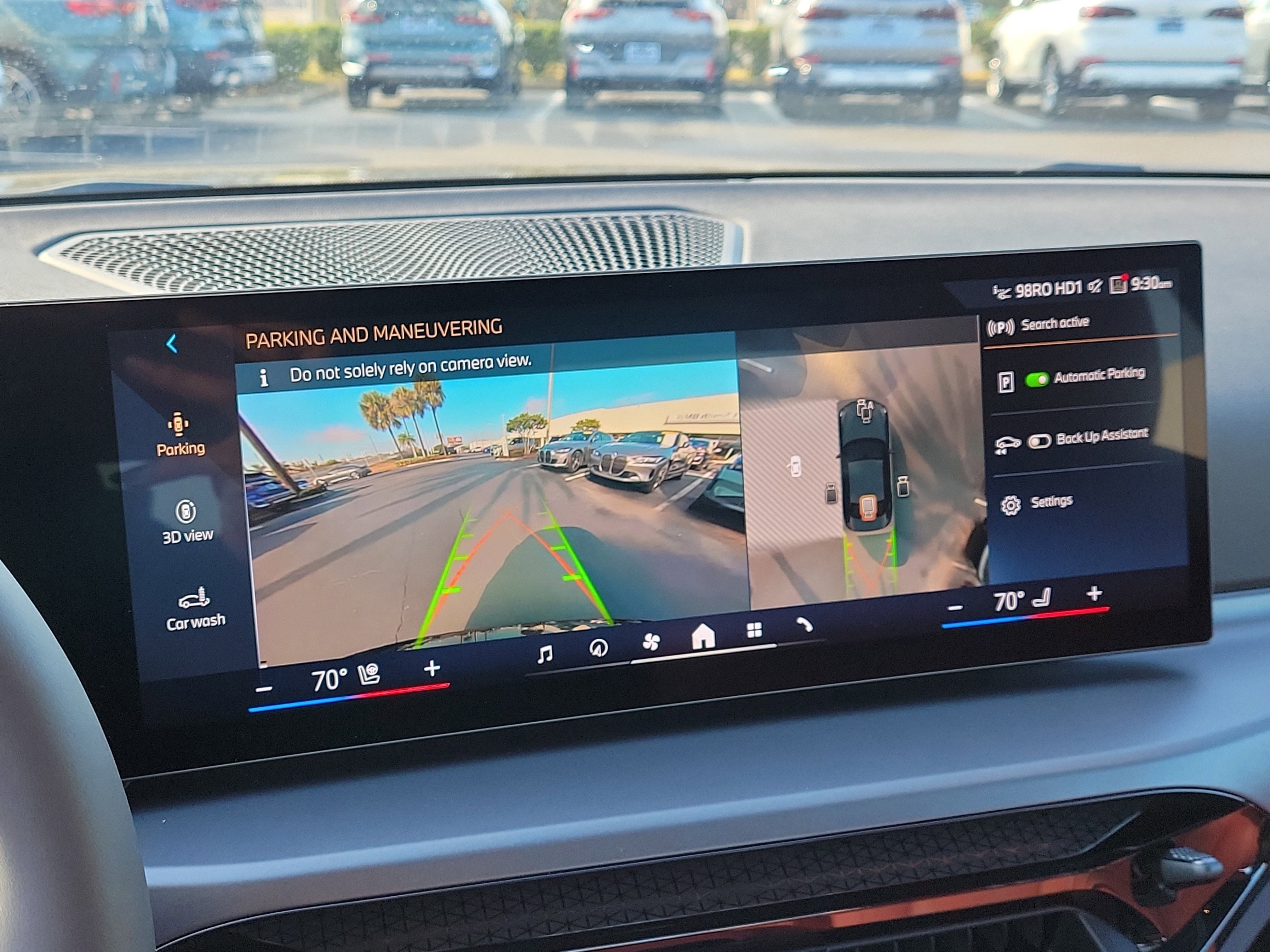 Used 2025 BMW 230i Coupe w/ Premium Package image 22