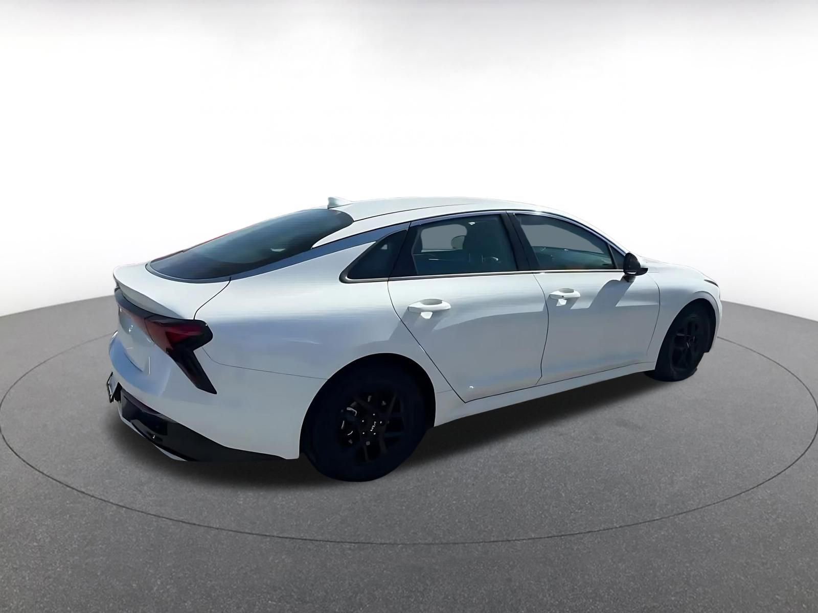 Used 2025 Kia K5 LXS FWD image 15