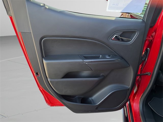 Used 2018 Chevrolet Colorado ZR2 image 18