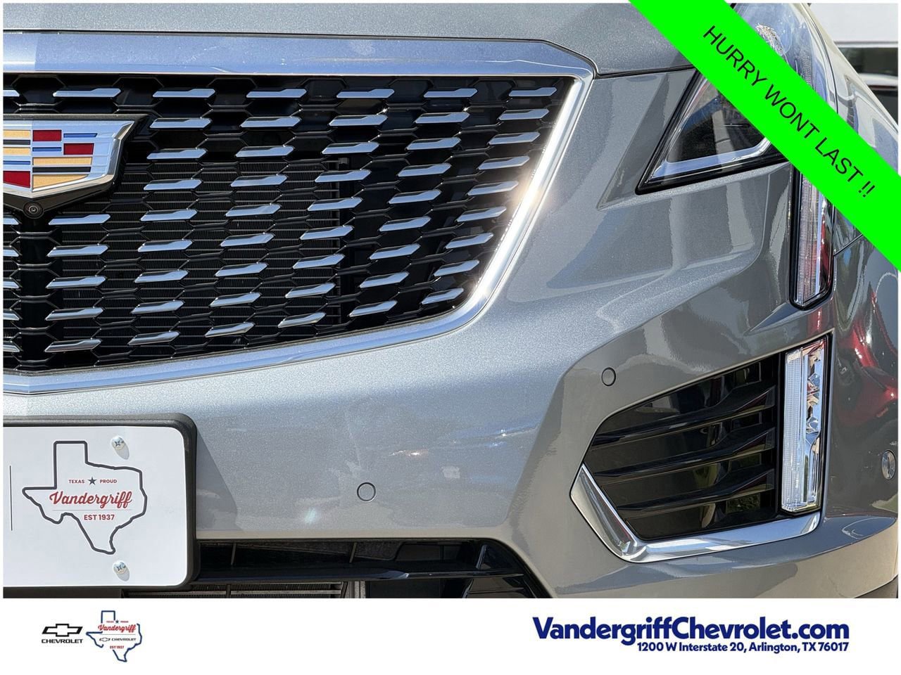 Used 2023 Cadillac XT5 Premium Luxury w/ Platinum Package AWD/4WD image 8