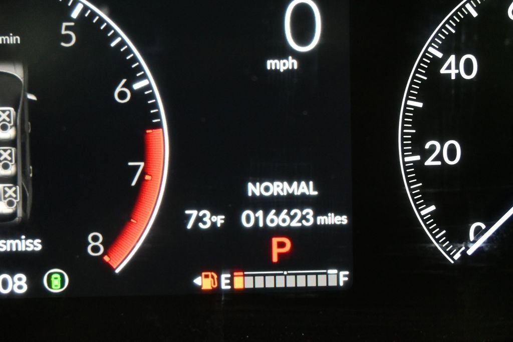 Certified 2024 Honda Pilot TrailSport image 16