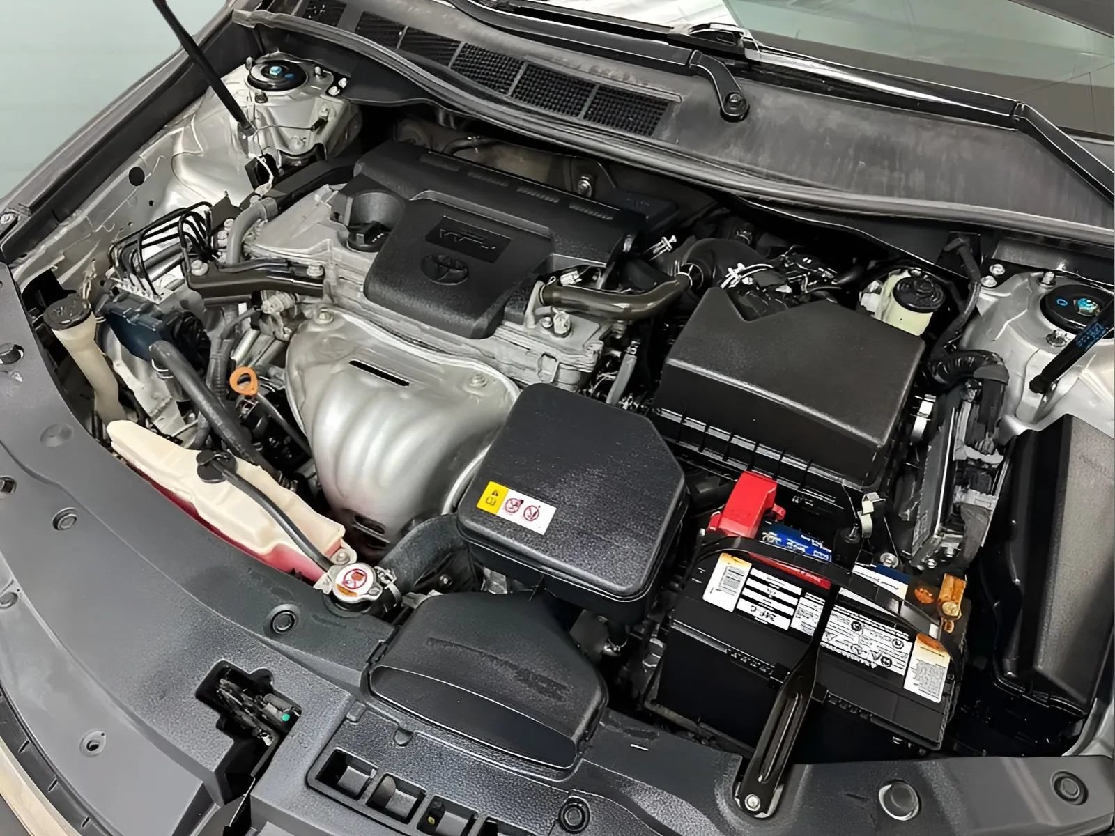 Used 2017 Toyota Camry SE FWD image 16