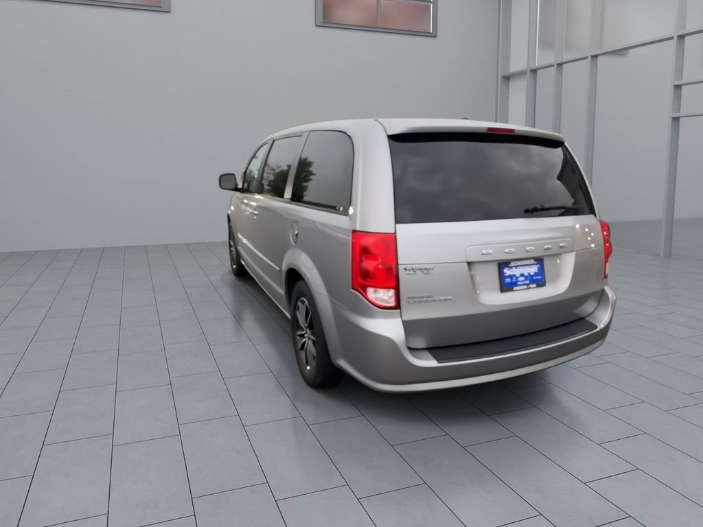 Used 2016 Dodge Grand Caravan SE FWD image 7