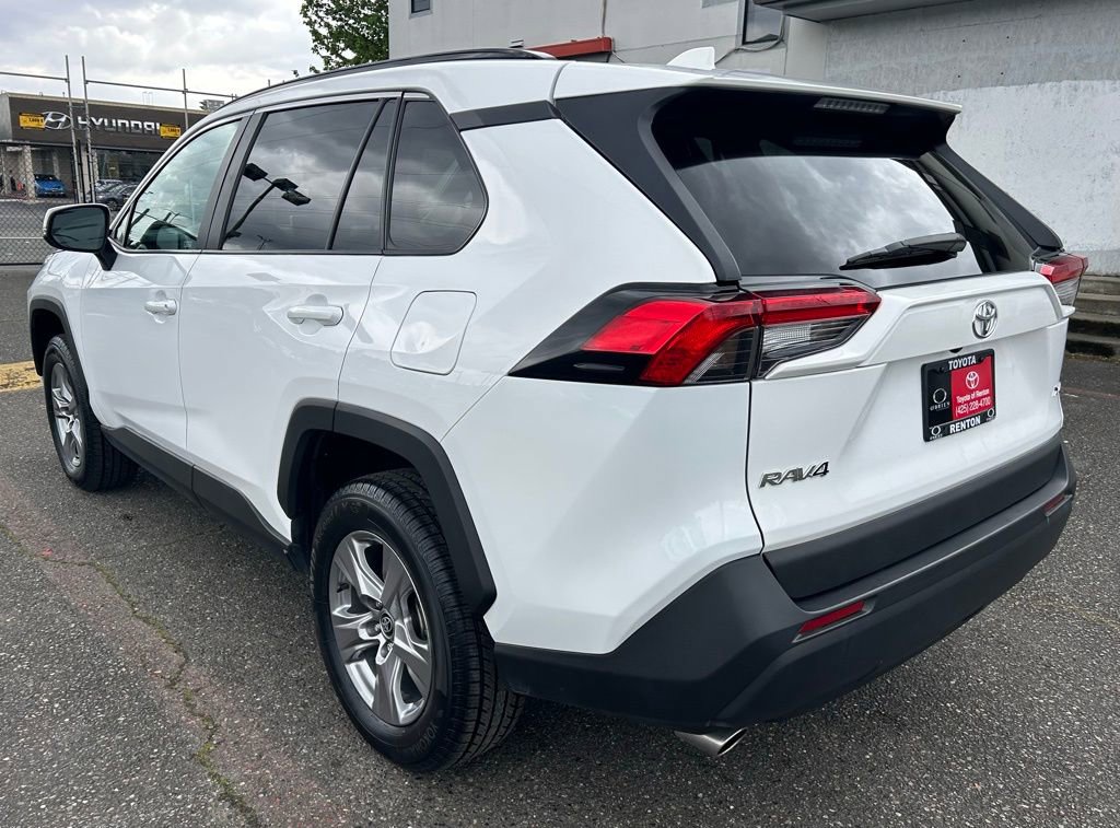Certified 2024 Toyota RAV4 XLE FWD image 7