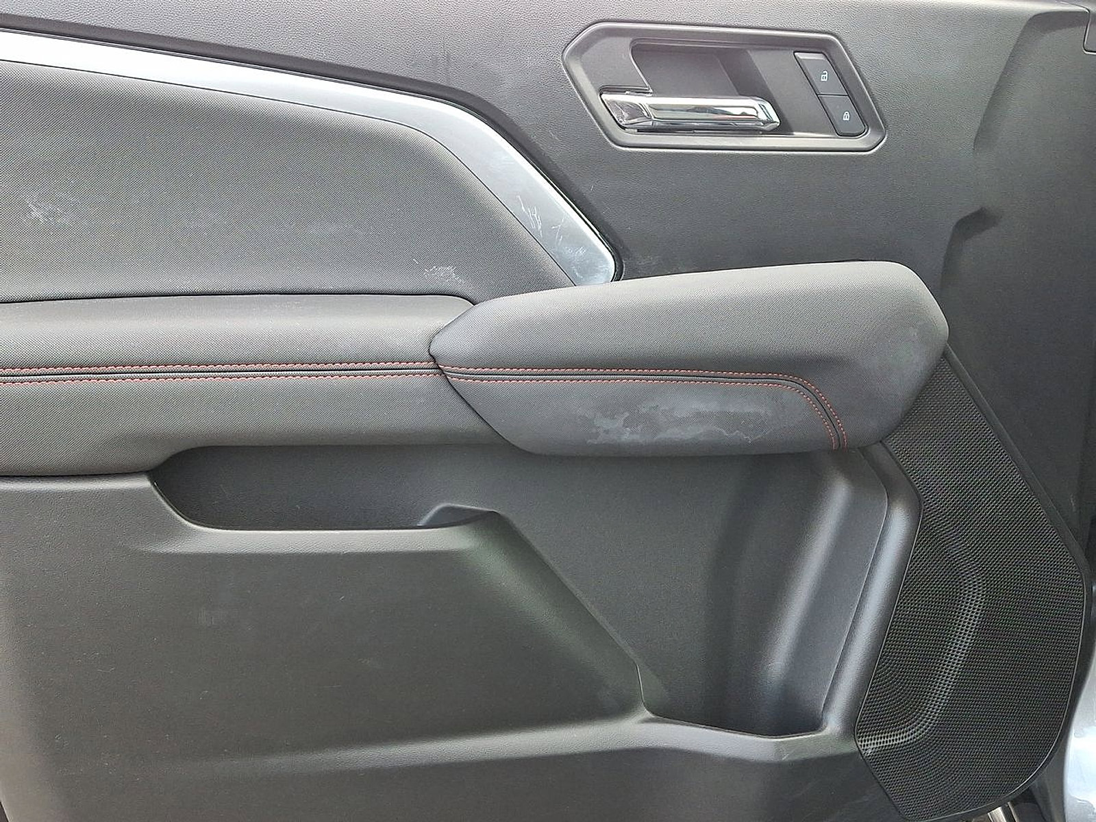 Certified 2024 Chevrolet Colorado Z71 w/ Z71 Convenience Package 2 image 10