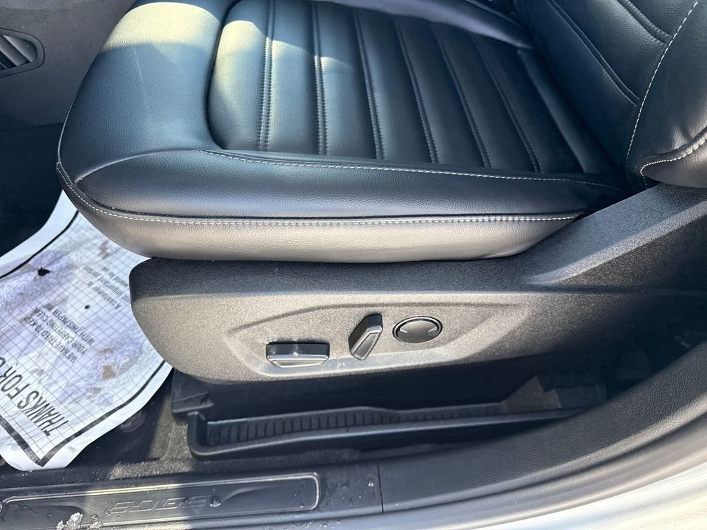 Used 2024 Ford Edge SEL w/ Convenience Package image 29