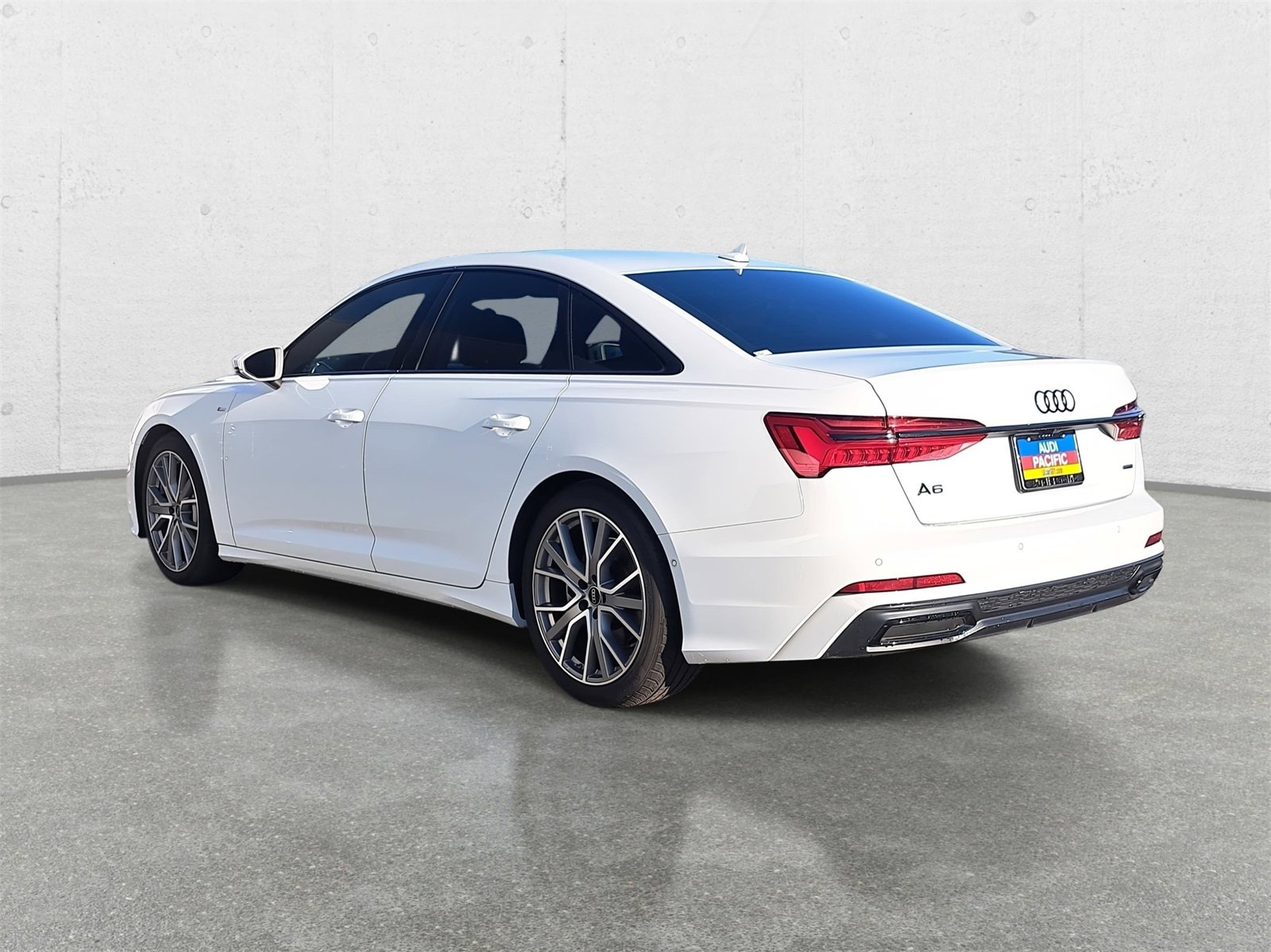 Used 2023 Audi A6 Premium Plus image 7