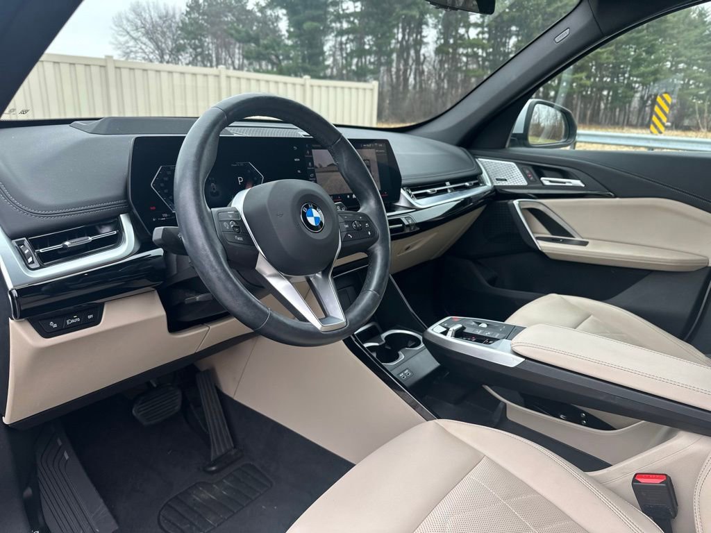 Certified 2024 BMW X1 xDrive28i w/ Premium Package image 17