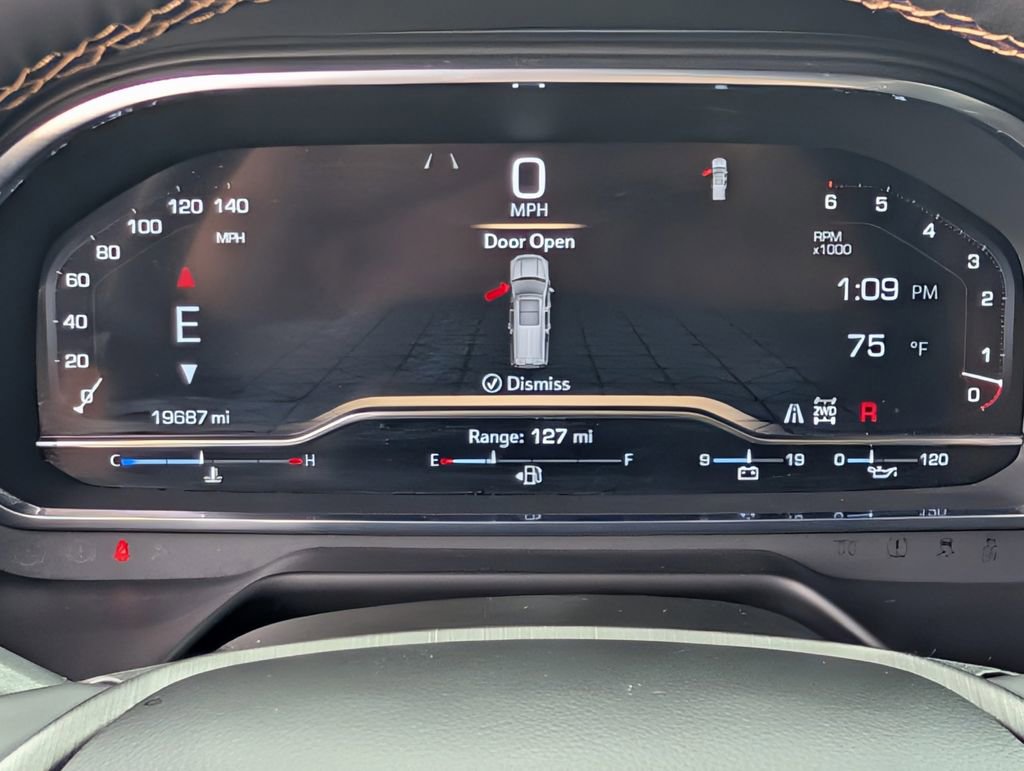 Used 2024 GMC Yukon XL AT4 w/ AT4 Premium Package image 19