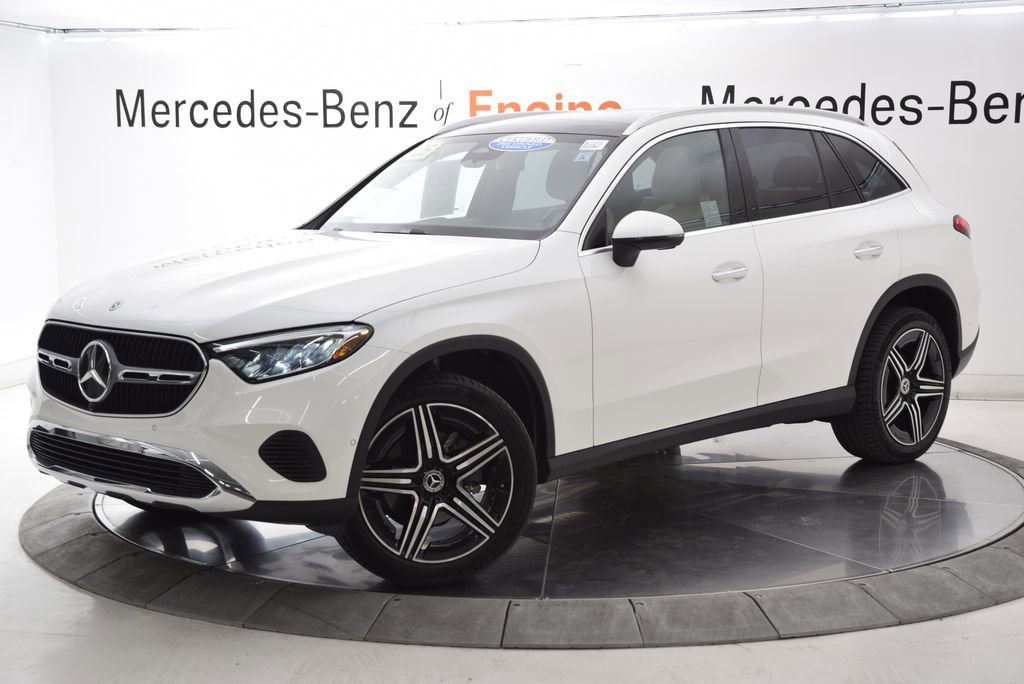 Certified 2026 Mercedes-Benz GLC 300 image 2